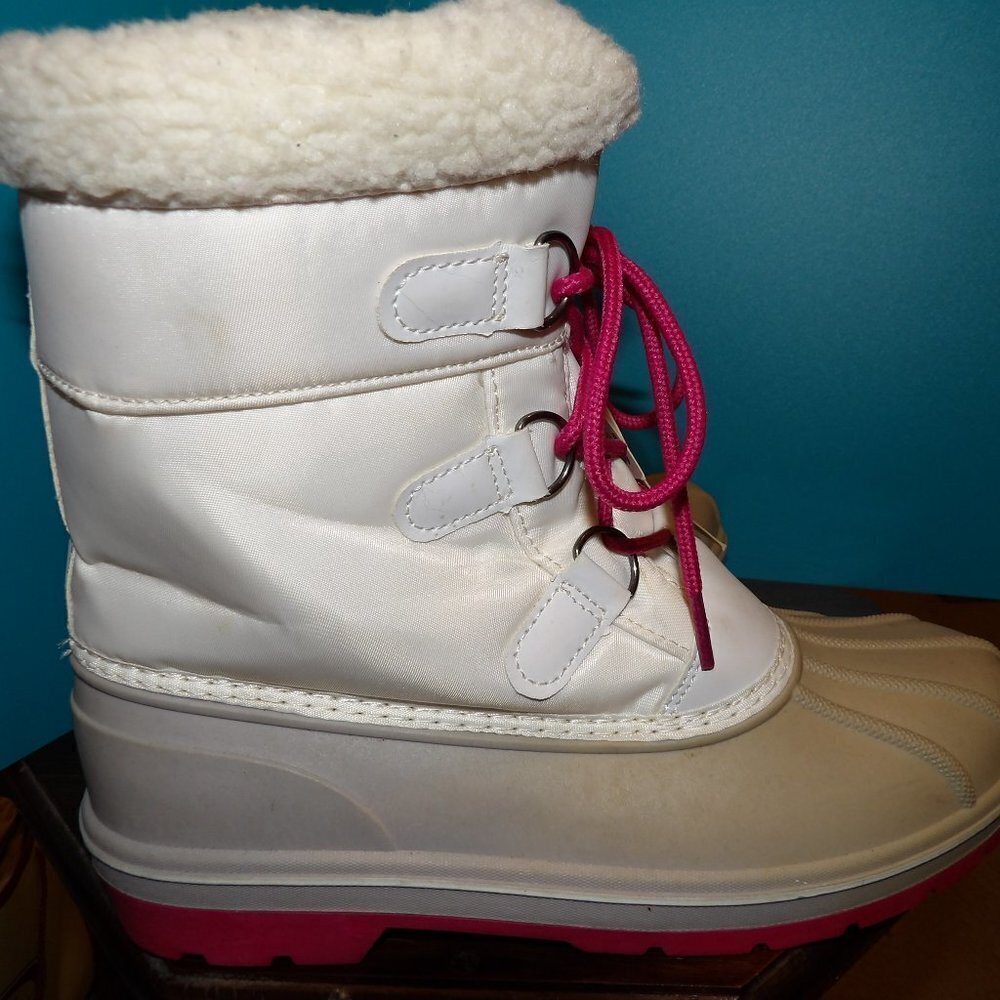 Cat & Jack Lined Winter Boots White with Pink Laces Size 5 - Picture 5 of 8